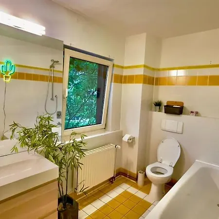 Fuer Familien Und Gruppen In Seenaehe Mit Garten 汉诺威