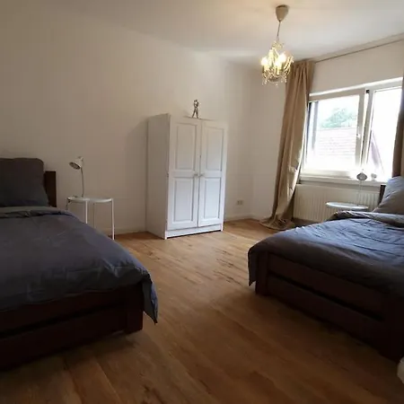 Fuer Familien Und Gruppen In Seenaehe Mit Garten 公寓