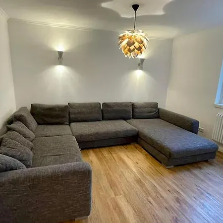 公寓 Fuer Familien Und Gruppen In Seenaehe Mit Garten