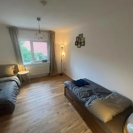 Fuer Familien Und Gruppen In Seenaehe Mit Garten * 汉诺威